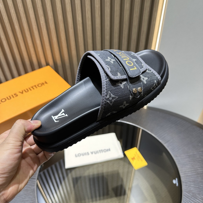 1*V SLIPPERS 11V0107-119