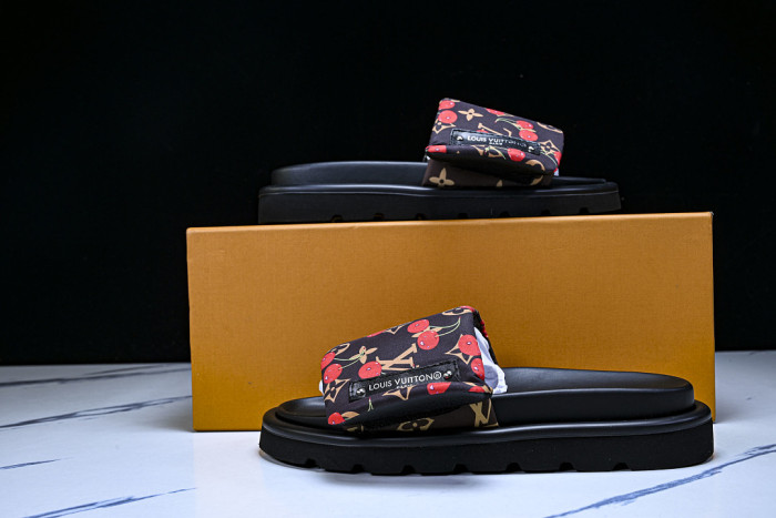 1*V SLIPPERS 11V0107-097