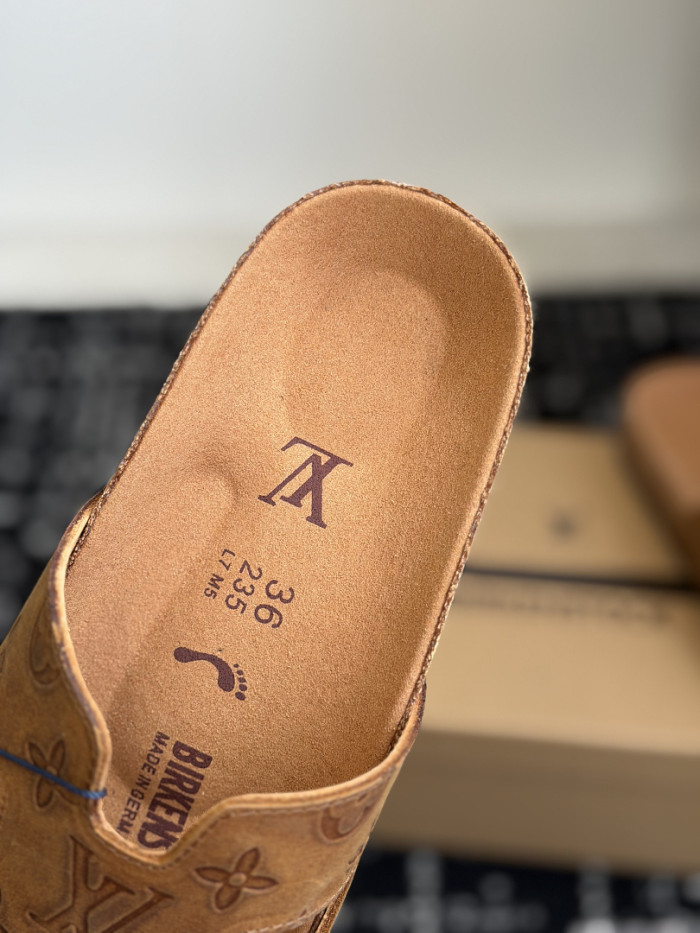 1*V SLIPPERS 11V0107-136