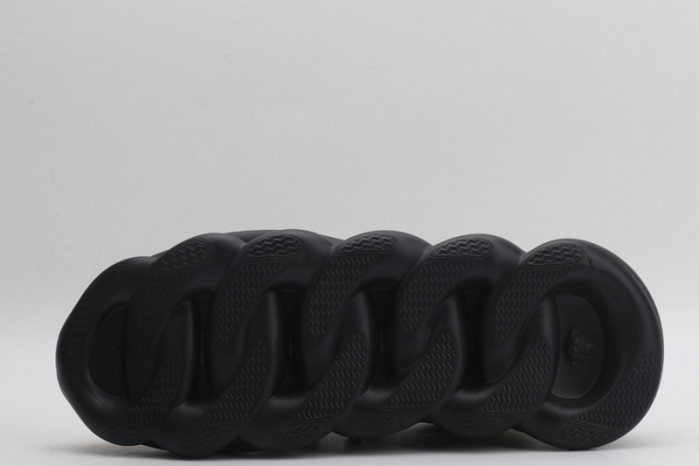 vers chain reaction sneakers