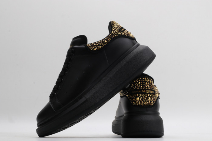 A1exa*der Mcqv*en SNEAKERS MC5563-023