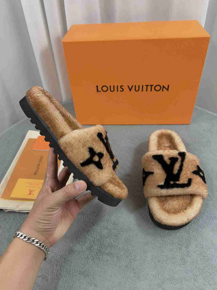1*V SLIPPERS 11V0107-006