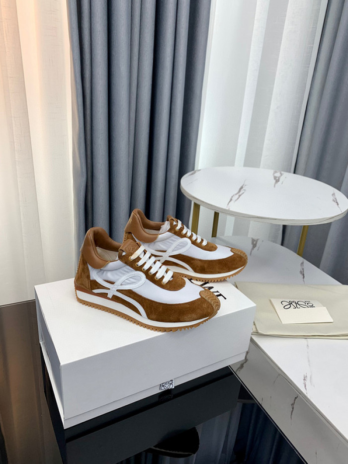 L0EWE SNEAKERS T0425-098