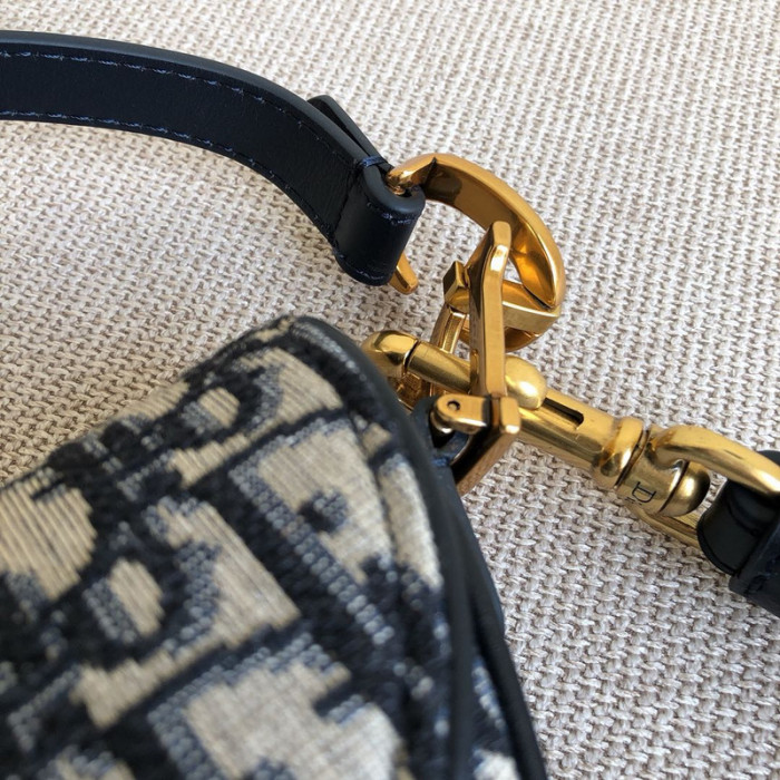 D*R bag 25.5 x 20 x 6.5cm B0113-164