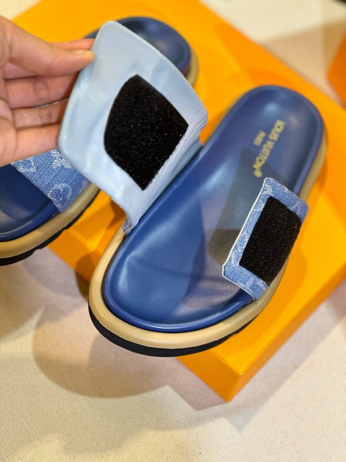 1*V SLIPPERS 11V0107-058