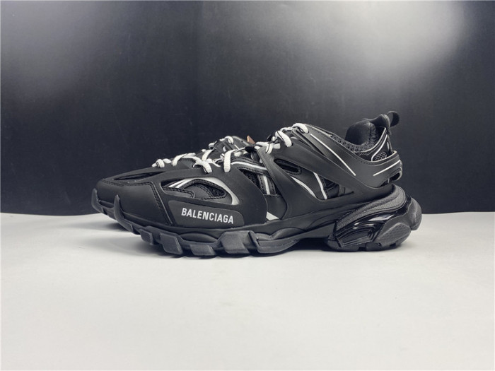 blcg track trainer black 542436 w1g81 2045