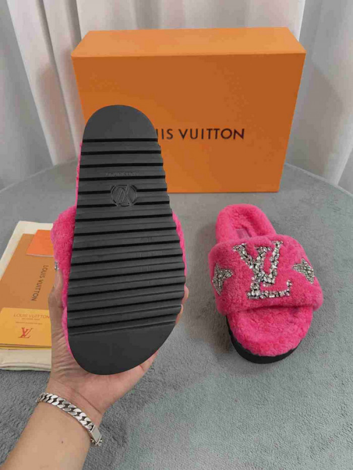 1*V SLIPPERS 11V0107-014