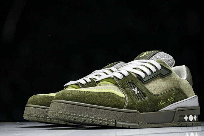 1V TRAINER 1V0425-326