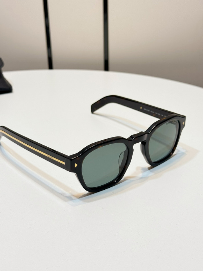 pra*da sunglasses SG0410-017