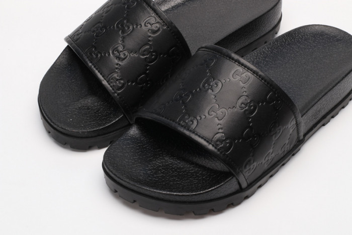 gucc slippers