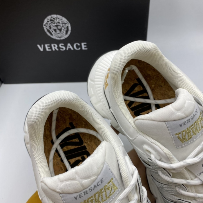 vers chain reaction sneakers