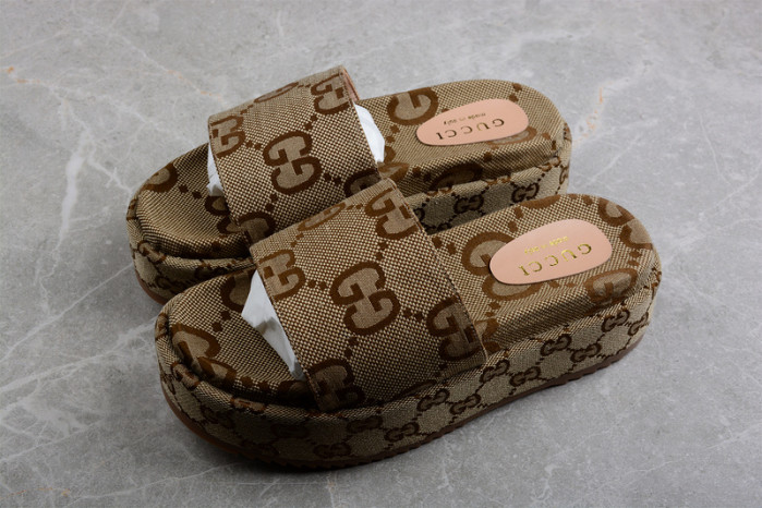 gucc slippers
