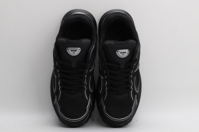 d10r b30 sneakers