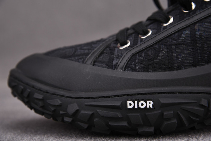 d10r b28 sneakers low top