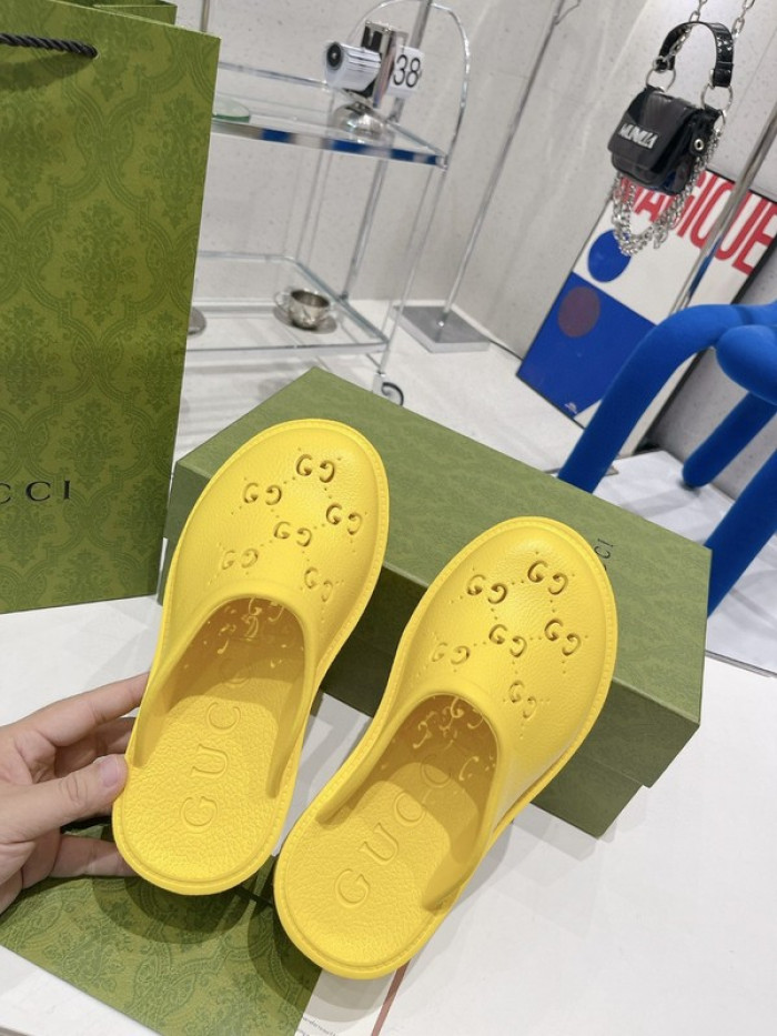 gucc slippers