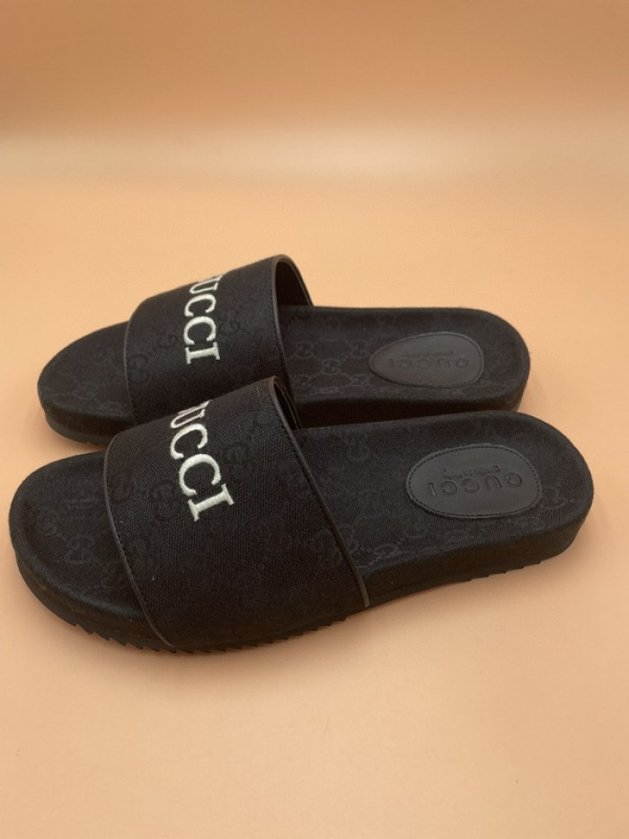 gucc slippers