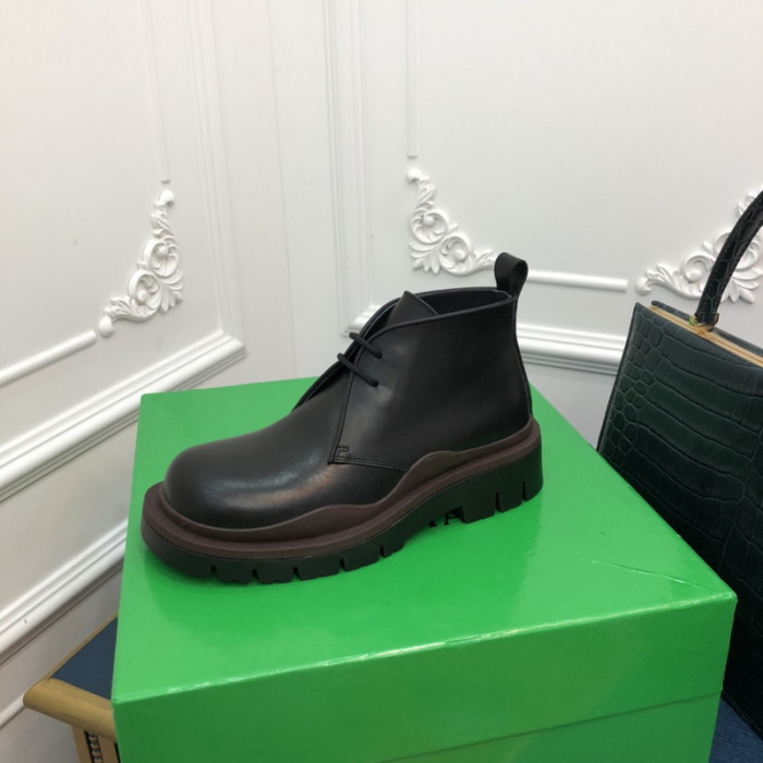 Bo*te*ga ve*ne*ta sneaker