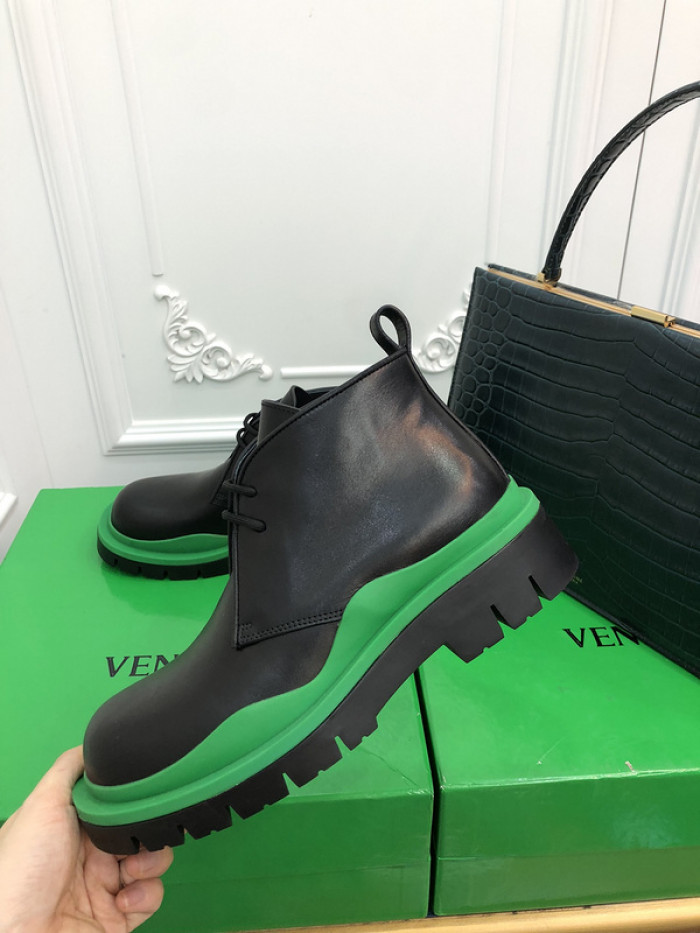 Bo*te*ga ve*ne*ta sneaker