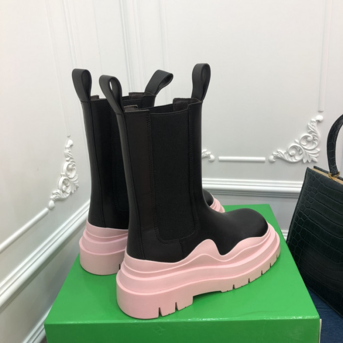 Bo*te*ga ve*ne*ta boots