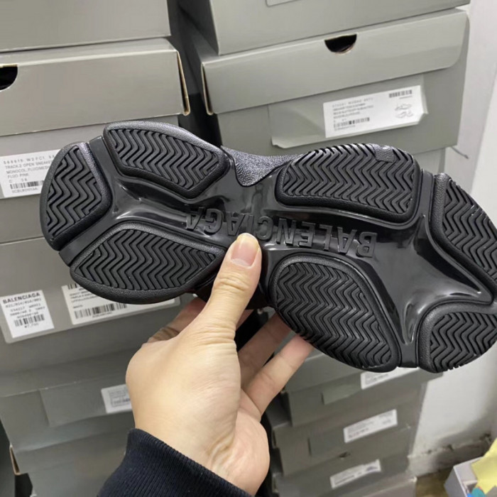 blcg sneaker triple.s sneakers 536737 gjio 42569