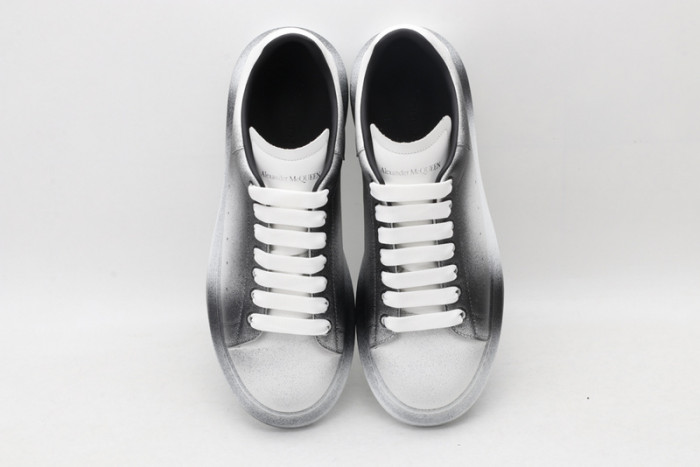 A1exa*der Mcqv*en SNEAKERS MC5563-081