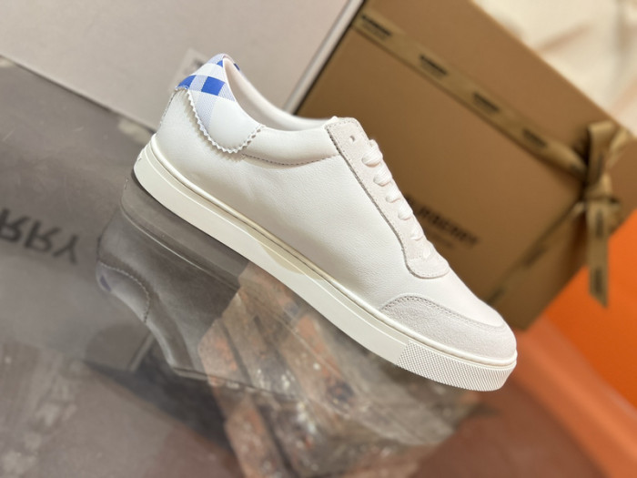 bby sneaker by0084