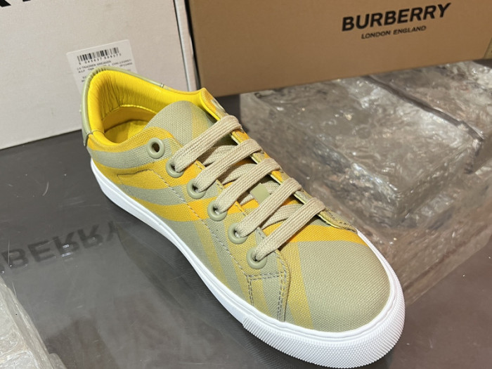 bby sneaker by0087