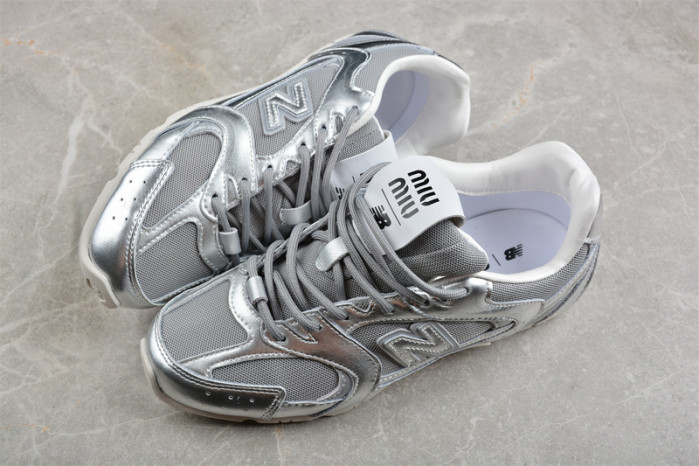 New Balance X Miu Miu 530 ECAP5230