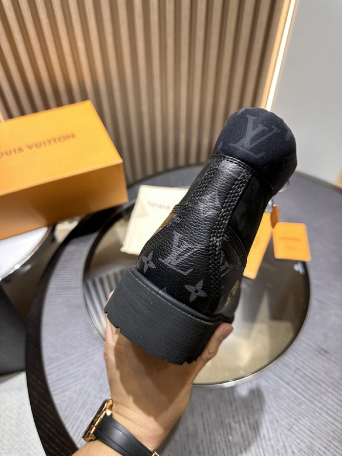 1V Boot SNEAKERS 1V0425-050