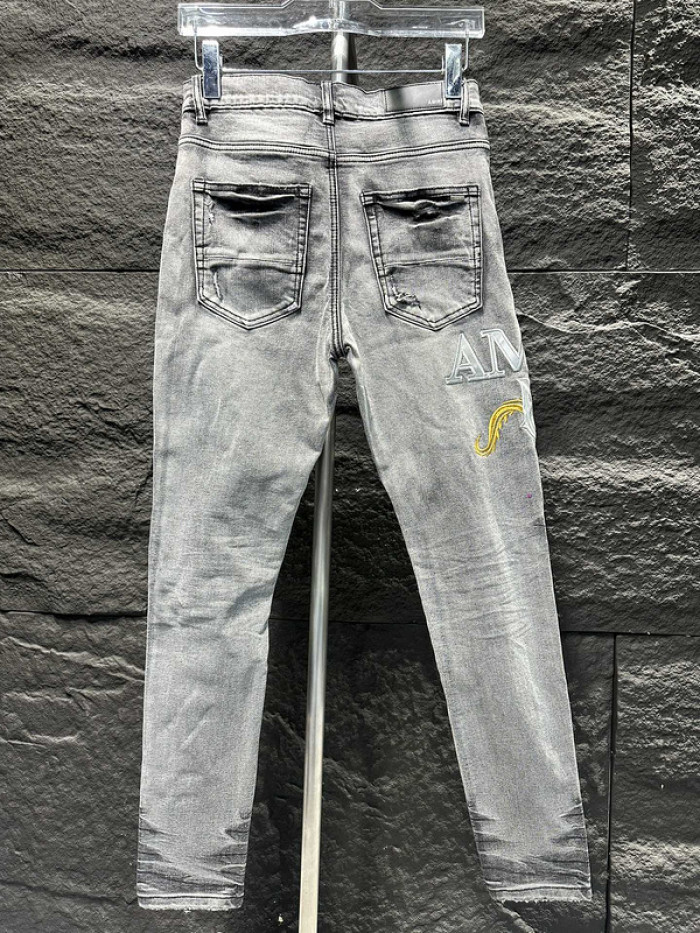 AM1R1 AM229-106