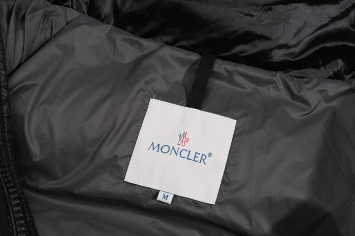 m0ncle mon0926-036