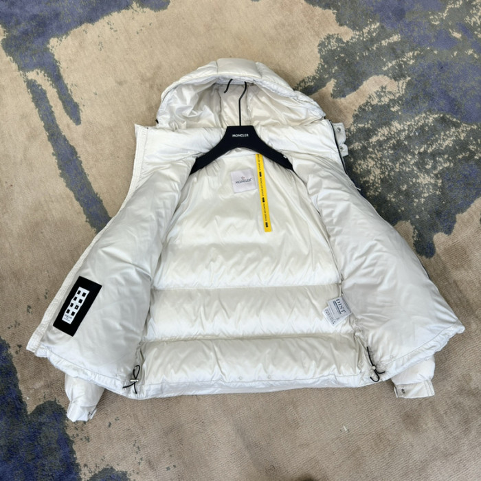 m0ncle mon0926-076
