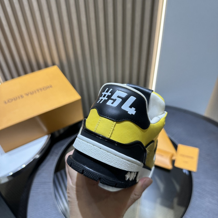 1V SNEAKERS 1V0425-157