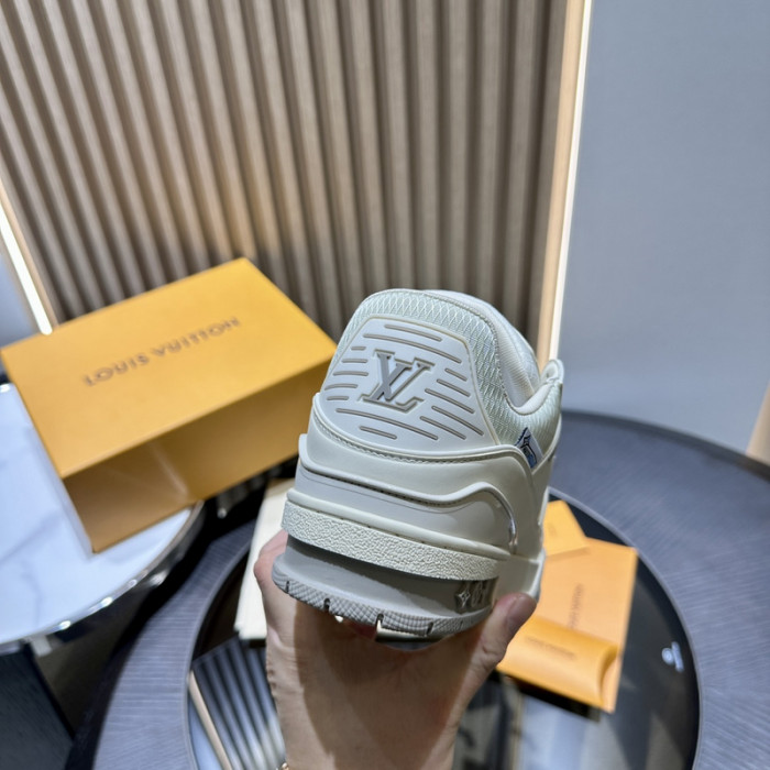 1V SNEAKERS 1V0425-165