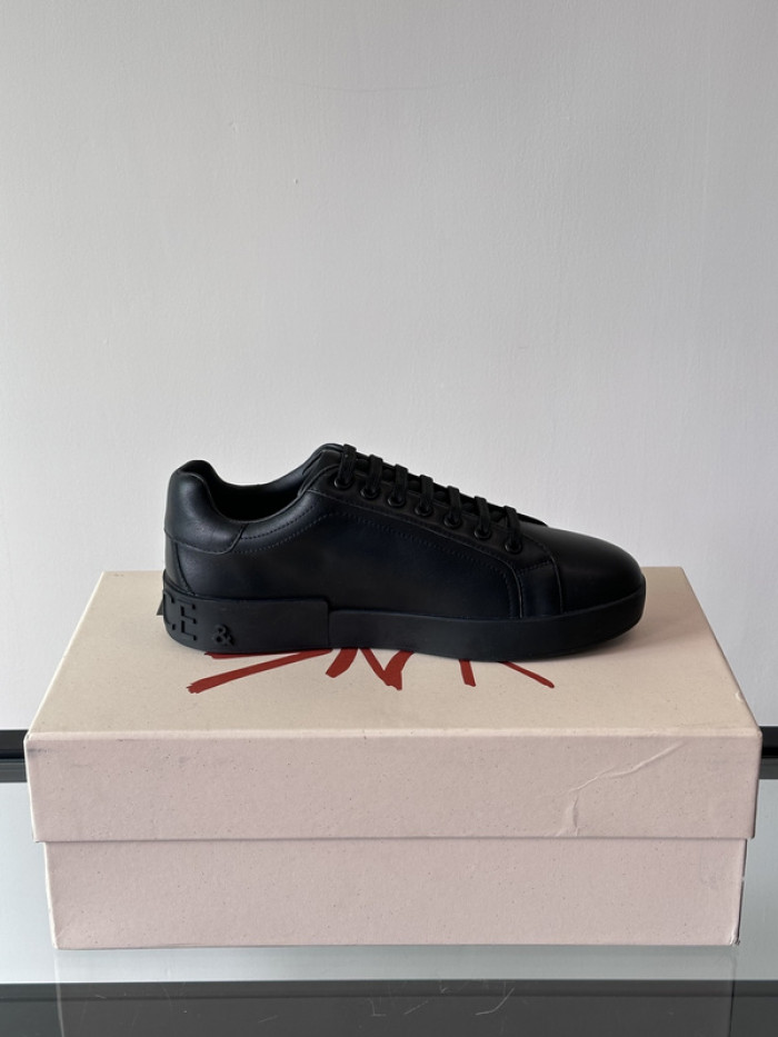 D.G. Sneakers DG210-175