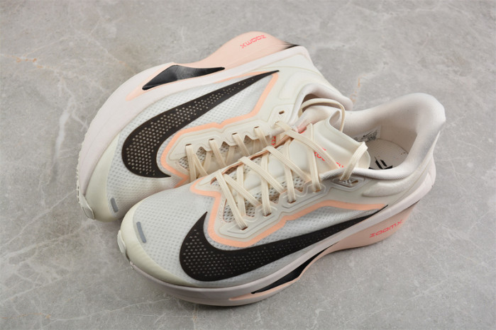 Nike Zoom Fly 6 