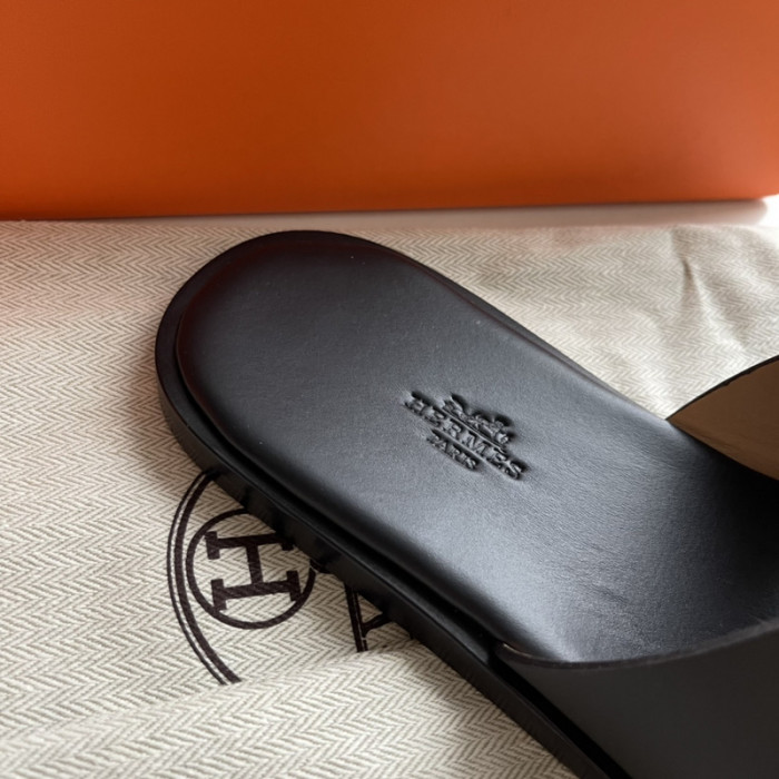 He*mes Slide CU526-2148