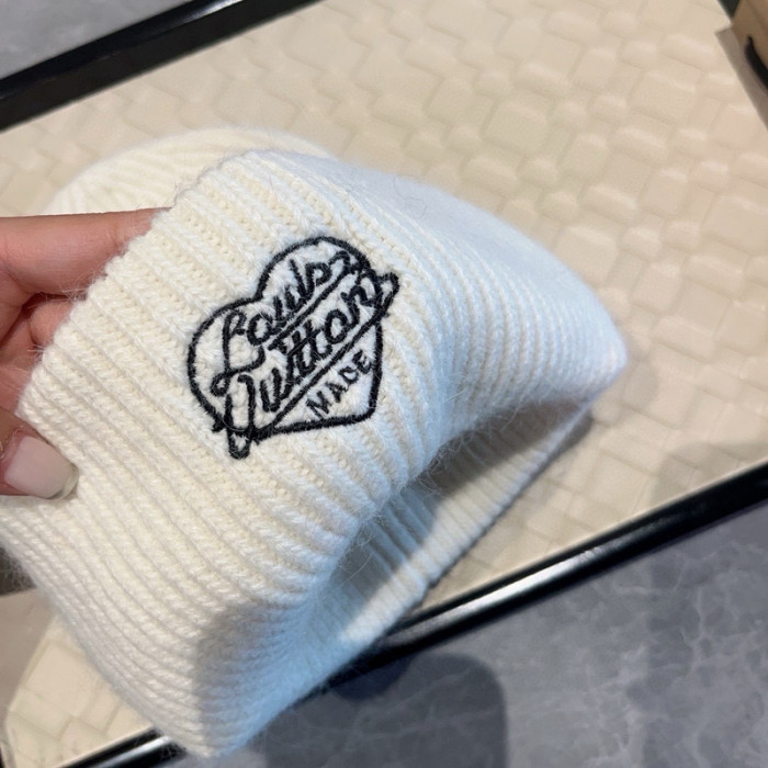 1v HAT0229-0508