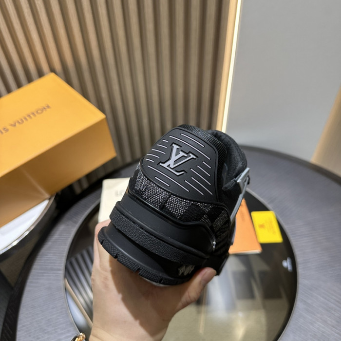 1V SNEAKERS 1V0425-269