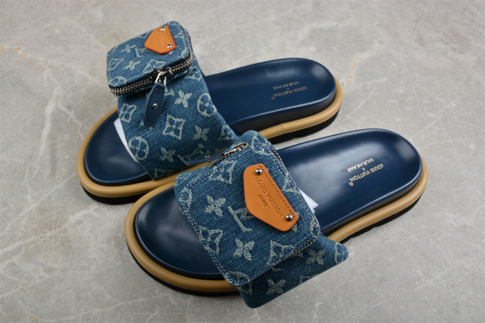 1*V SLIPPERS 11V0107-060