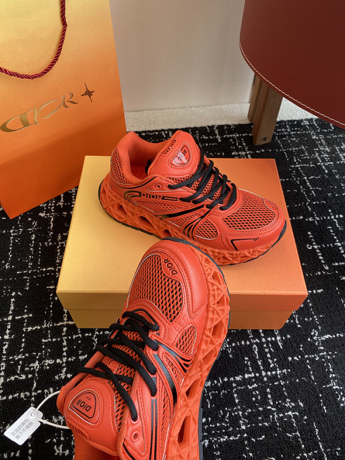 D10R SHOES B35 B35-002