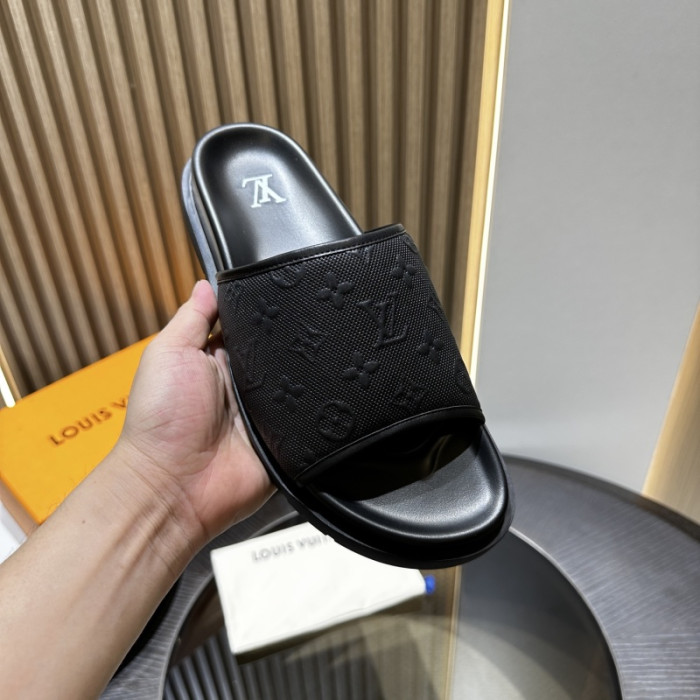 1*V SLIPPERS 11V0107-071