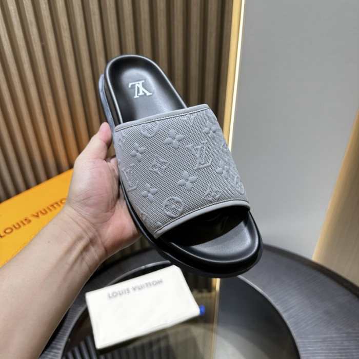 1*V SLIPPERS 11V0107-072