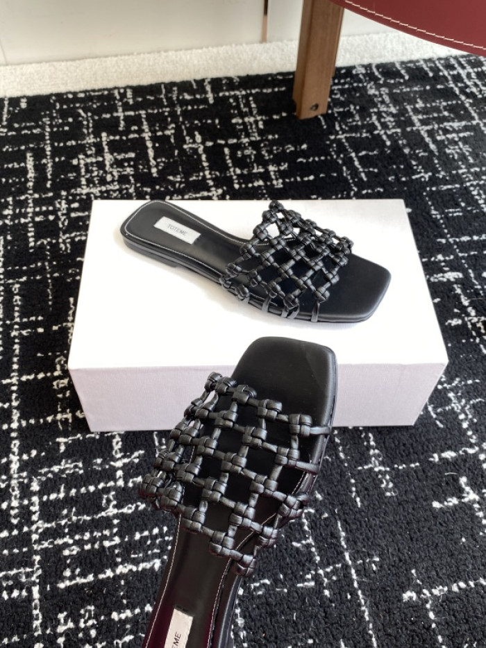 Toteme Slides OT0104-031
