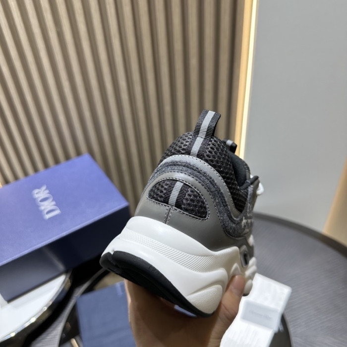 D10R B22 TRAINER SNEAKER DR258-0053