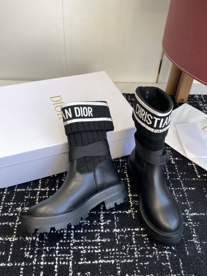 D10R BOOTS D897-179