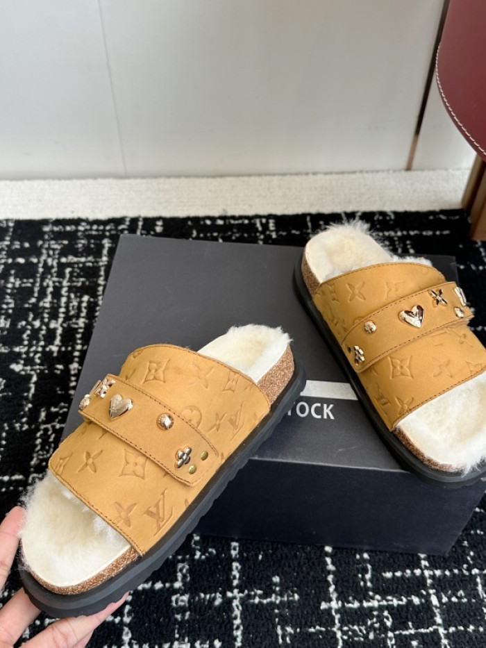 1*V SLIPPERS 11V0107-081
