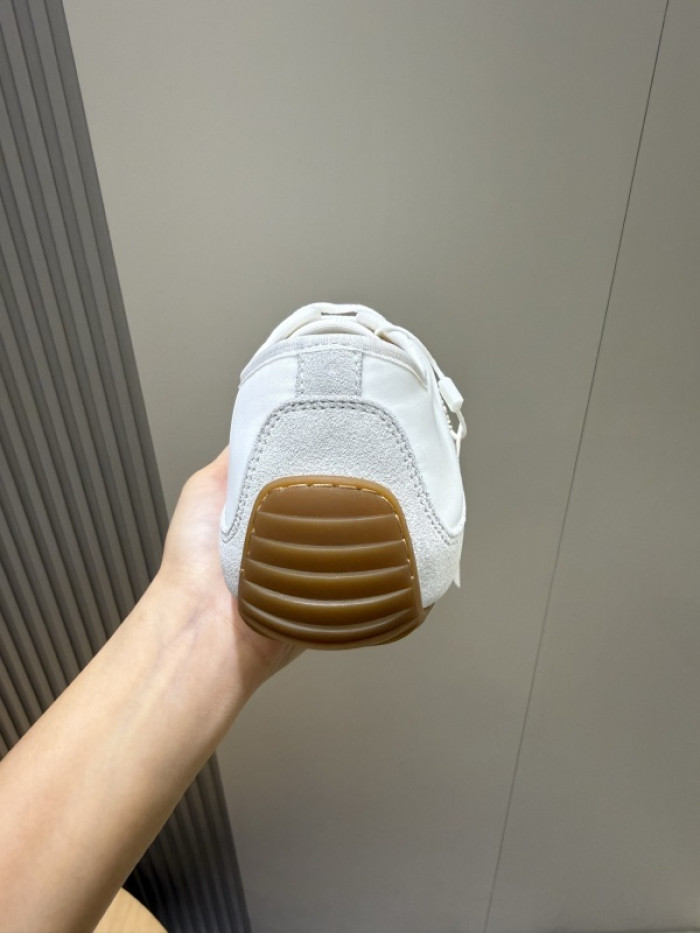 GIVEN-CHY SNEAKERS GIVEN020