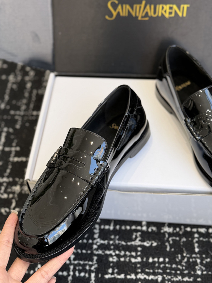 Y51 LOAFERS T0425-166