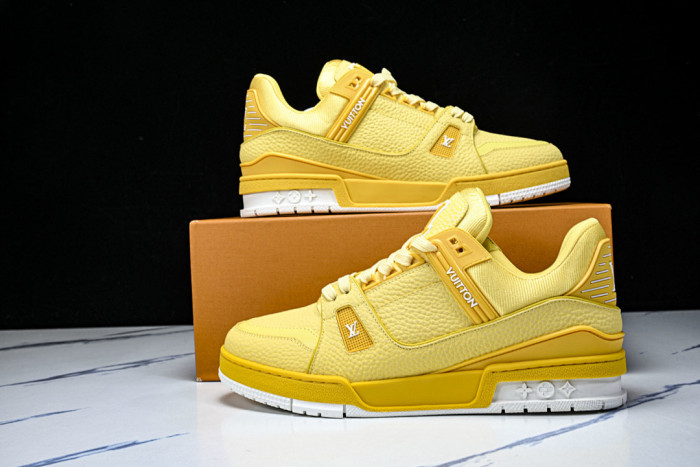 1V TRAINER 1VTR033